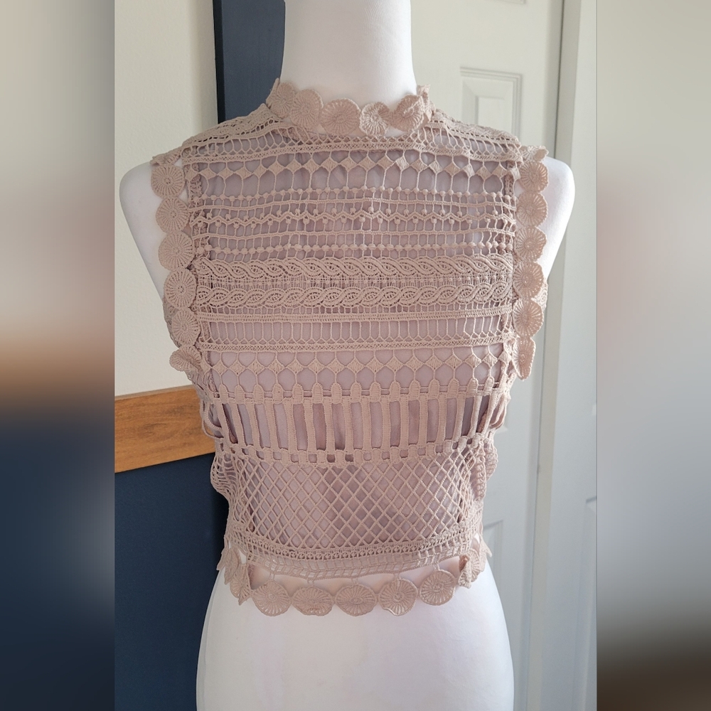 Design Lab Cream Lace Crochet Sleeveless Boho Summer Festival Top, Women's Small